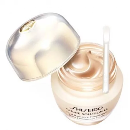 Rozjasňující tekutý make-up SPF 15 Future Solution LX (Total Radiance Foundation) Shiseido / Odstín: N2 Neutral - 30 ml