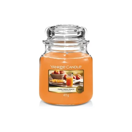 Aromatická svíčka Classic střední Farm Fresh Peach Yankee Candle - 411 g