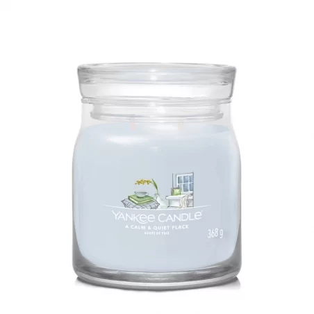 Aromatická svíčka Signature sklo střední A Calm & Quiet Place Yankee Candle - 368 g